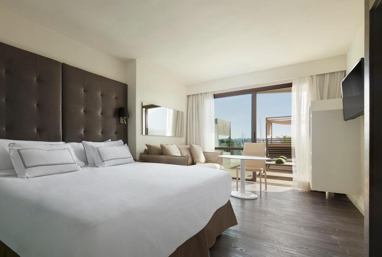 Melia Palma Marina Hotel Exterior photo Room at the resort