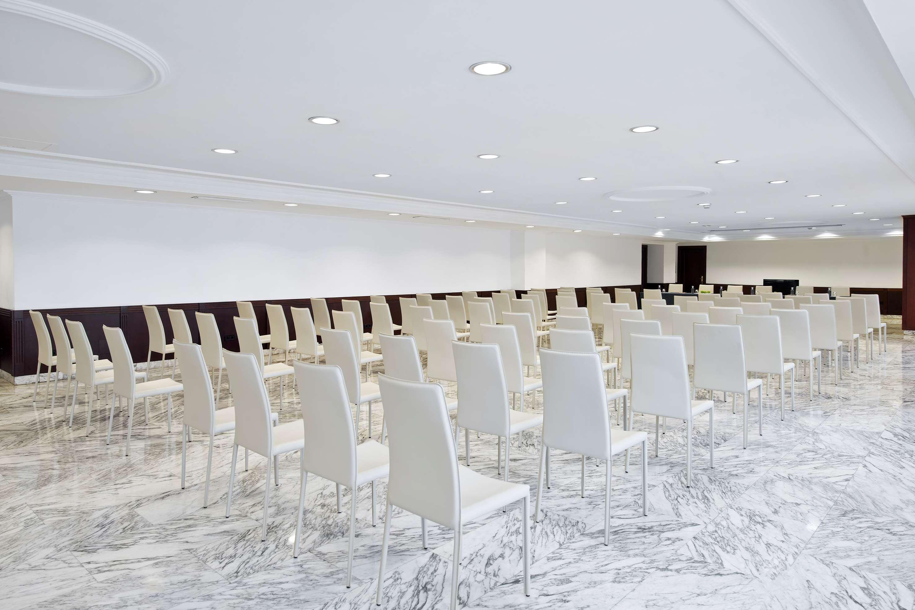 Melia Palma Marina Hotel Exterior photo The meeting room of the hotel
