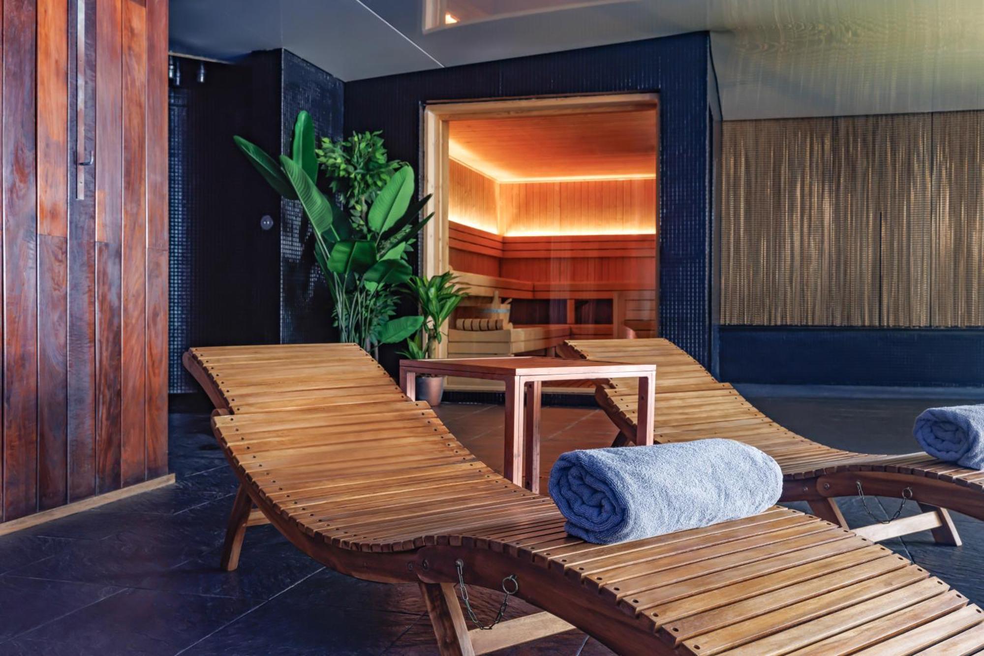 Melia Palma Marina Hotel Exterior photo Sauna